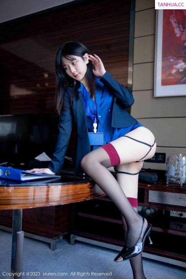   [XiuRen]高清写真图 2023.03.13 No.6407 谢小蒽 黑丝美腿第33张图片